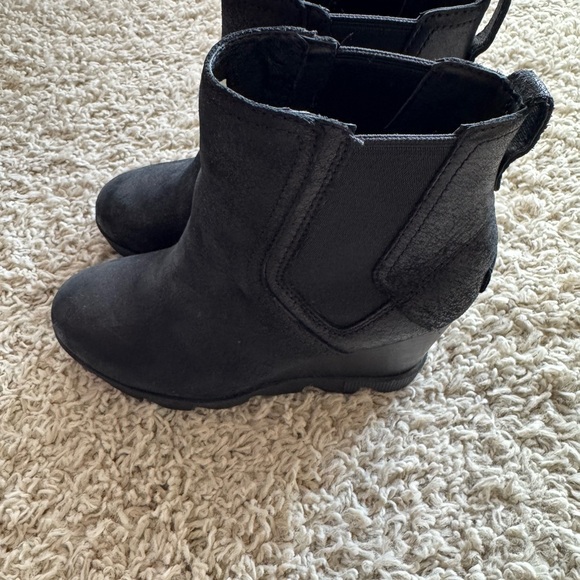 Sorel Black Leather Ankle Boots - Picture 4 of 9